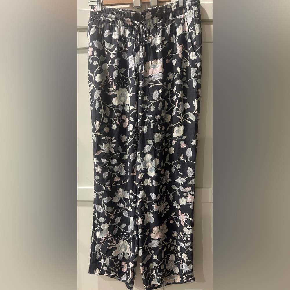Loft fluid floral drawstring pants